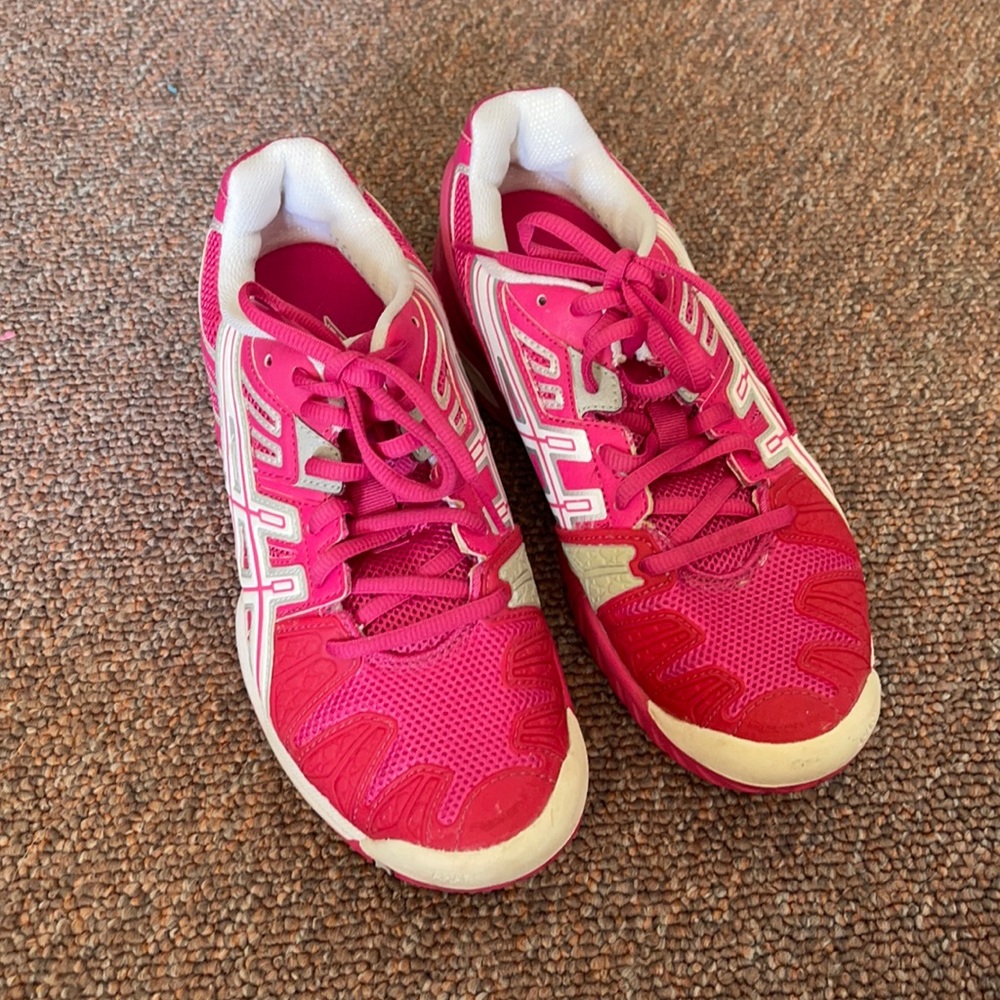 Asics Tennis Sneakers